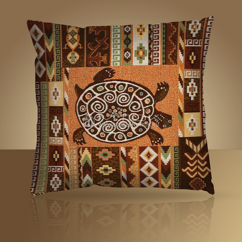 Чехол из гобелена на декоративную подушку «Этно-Черепаха»