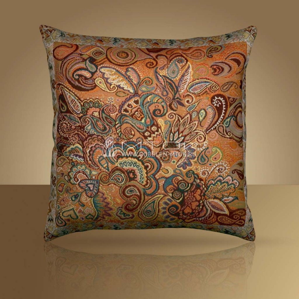 Декоративный чехол на подушку в стиле бохо «Восточное кружево»